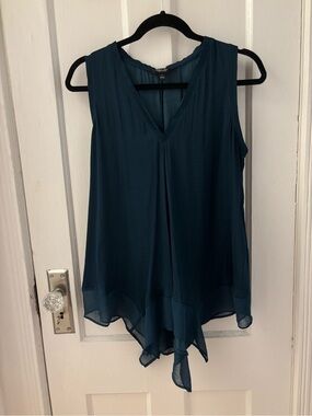 Simply Vera Vera Wang Teal Handkerchief-Hem Sleeveless V-Neck Top